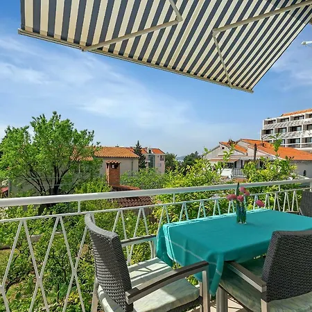 Апартаменты Mirjana & Ivo *