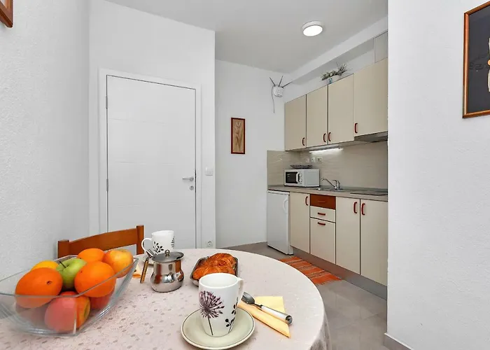 Apartman Mirjana & Ivo *